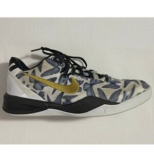 Nike Kobe VIII GS White Metallic Gold Black FN0266-102 Size 6y -ONLY 1 SHOE-